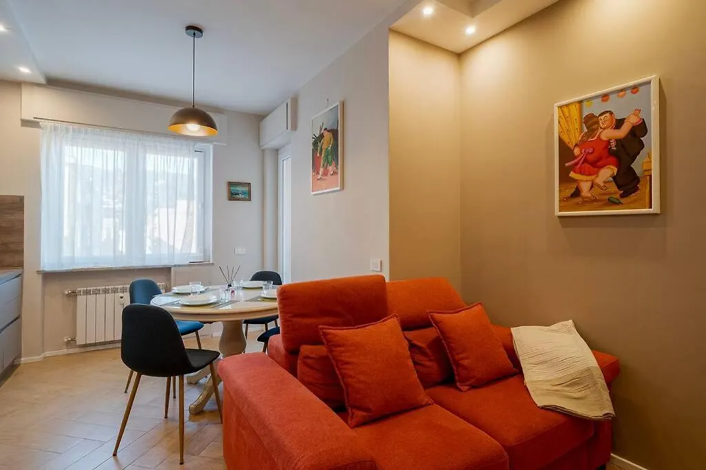 Artpartment - 2 Camere - Wifi - Garage Vallecrosia 0*,  Italy