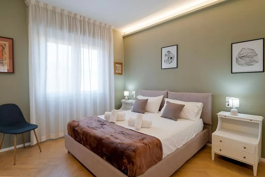 Artpartment - 2 Camere - Wifi - Garage Vallecrosia 0*,  Italy