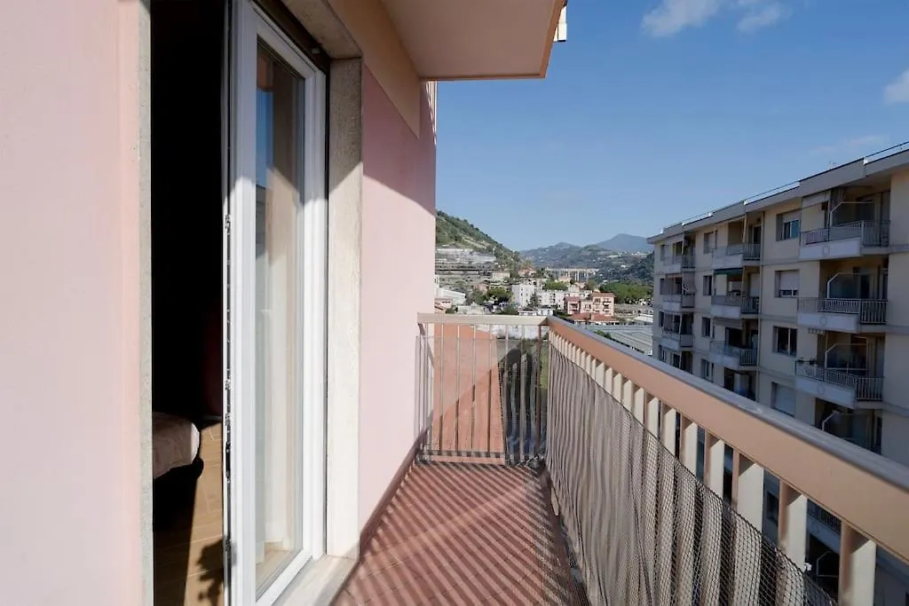 Artpartment - 2 Camere - Wifi - Garage Vallecrosia